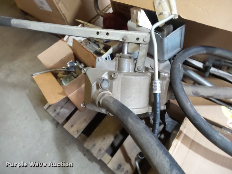 image for item DH7810 Tools and parts