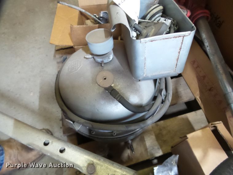 image for item DH7810 Tools and parts