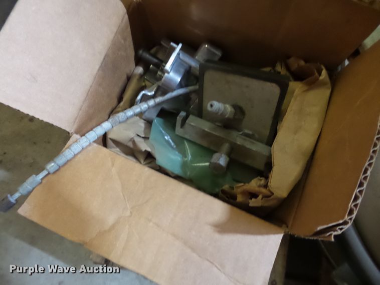 image for item DH7810 Tools and parts