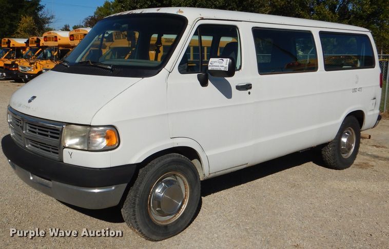 image for item DI2590 1997 Dodge Ram Wagon B3500 van