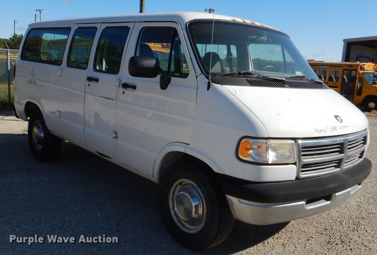 image for item DI2590 1997 Dodge Ram Wagon B3500 van