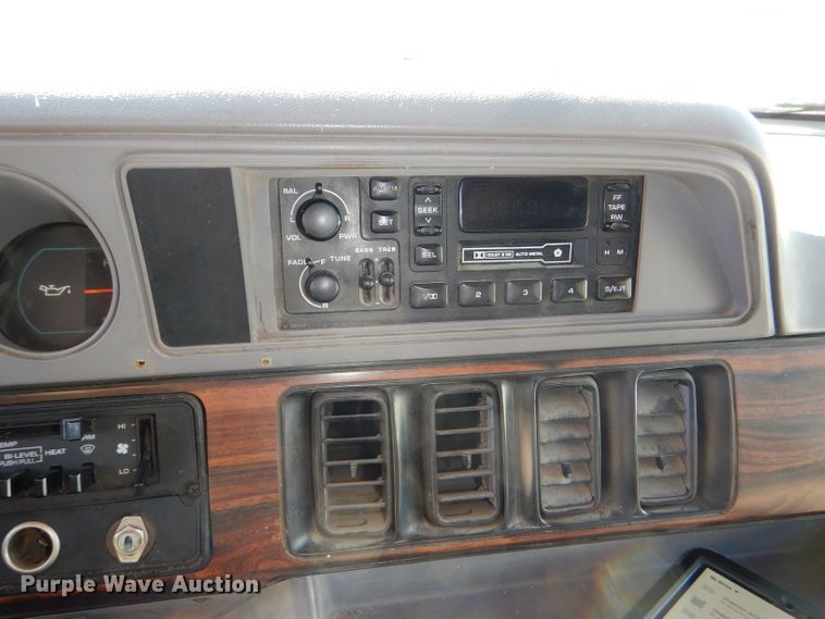 image for item DI2590 1997 Dodge Ram Wagon B3500 van