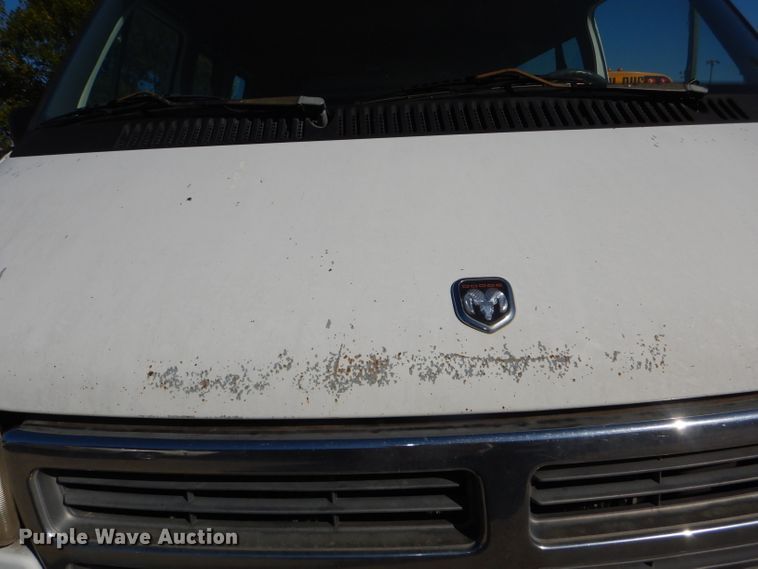 image for item DI2590 1997 Dodge Ram Wagon B3500 van