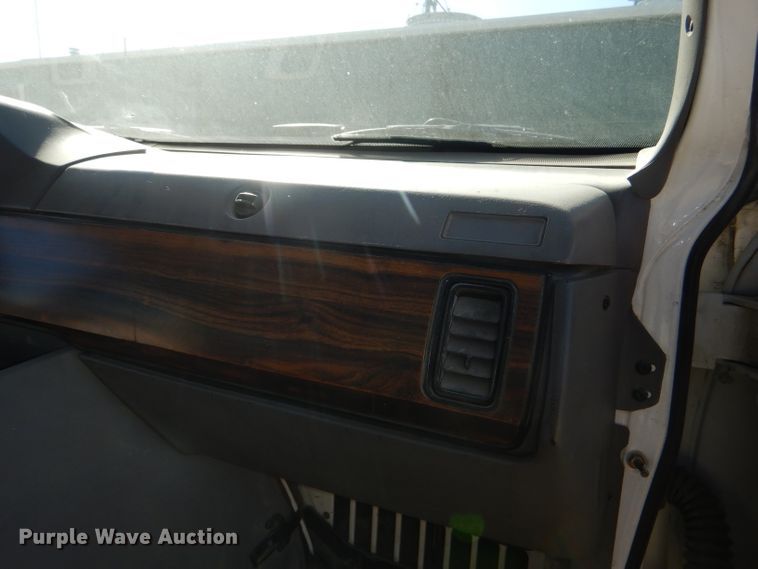 image for item DI2590 1997 Dodge Ram Wagon B3500 van