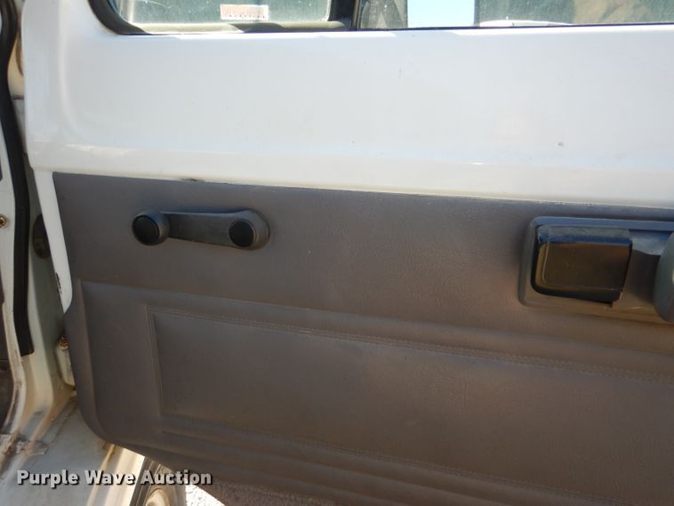 image for item DI2590 1997 Dodge Ram Wagon B3500 van