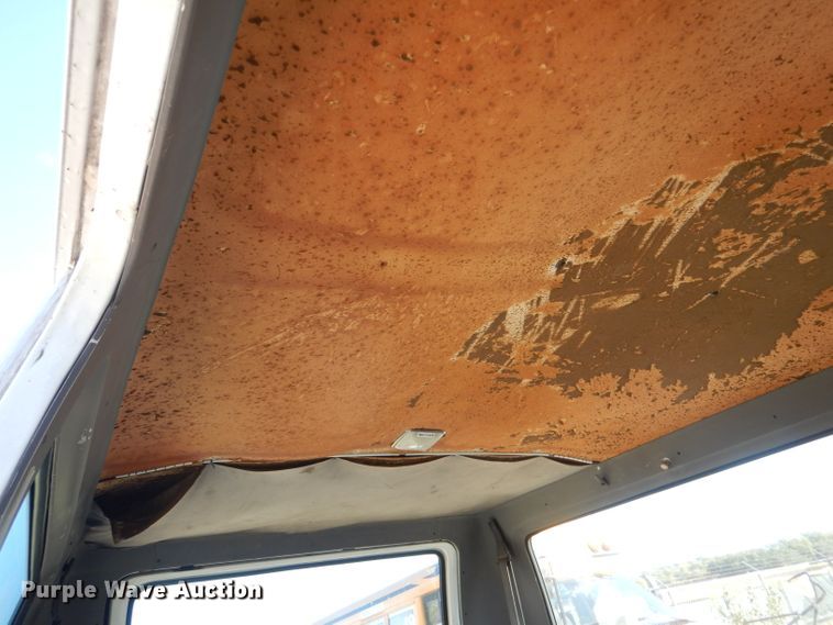 image for item DI2590 1997 Dodge Ram Wagon B3500 van