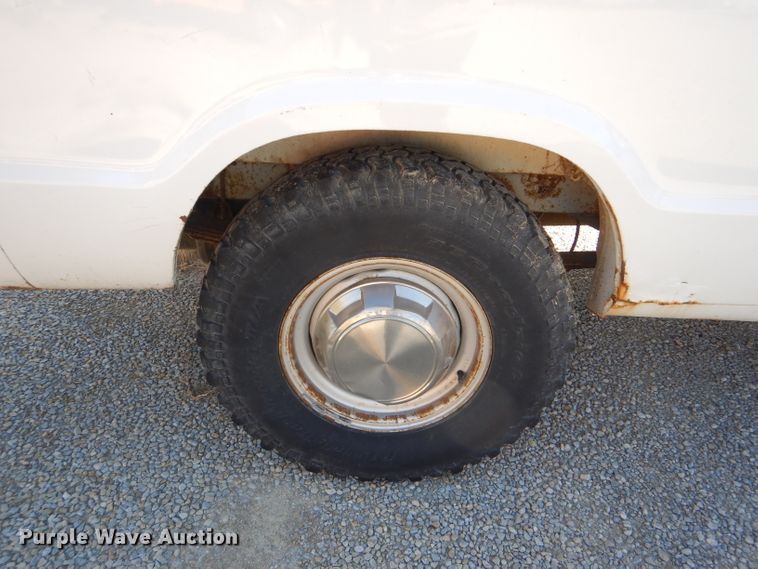 image for item DI2590 1997 Dodge Ram Wagon B3500 van