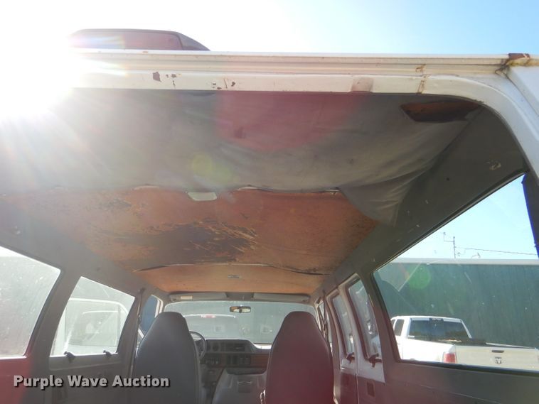 image for item DI2590 1997 Dodge Ram Wagon B3500 van