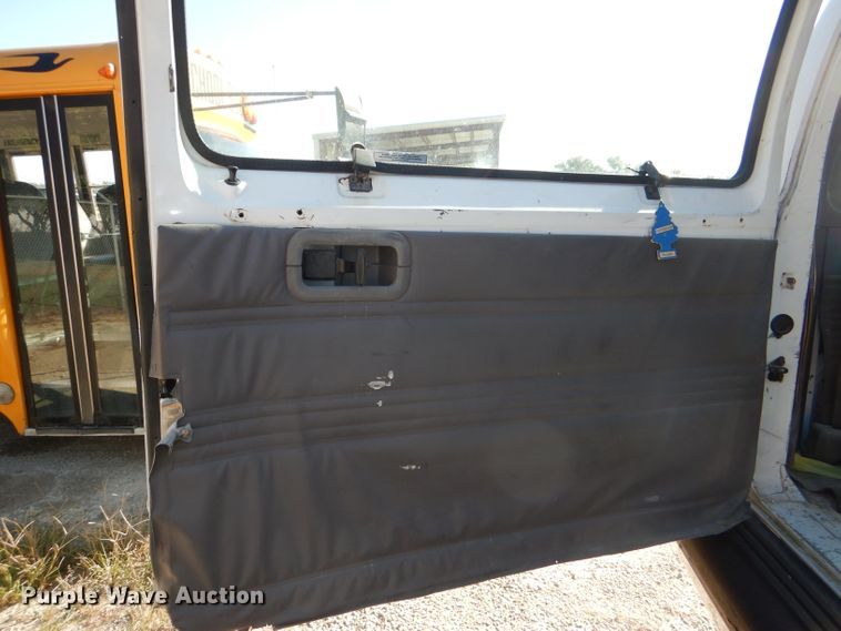 image for item DI2590 1997 Dodge Ram Wagon B3500 van