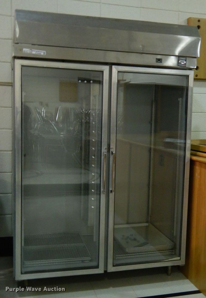 Hobart refrigerator in Overland Park, KS Item DY9466 sold Purple Wave