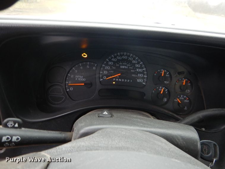 image for item EC9227 2006 Chevrolet Silverado 1500 pickup truck