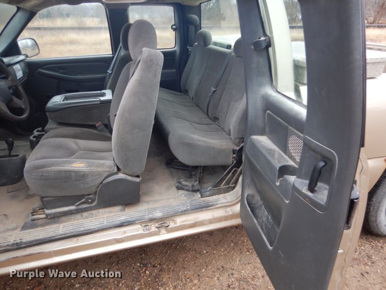 image for item EC9227 2006 Chevrolet Silverado 1500 pickup truck