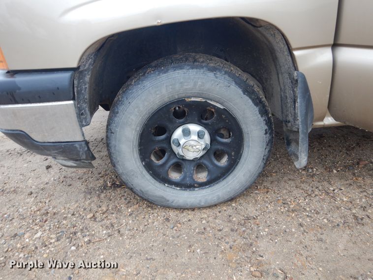 image for item EC9227 2006 Chevrolet Silverado 1500 pickup truck