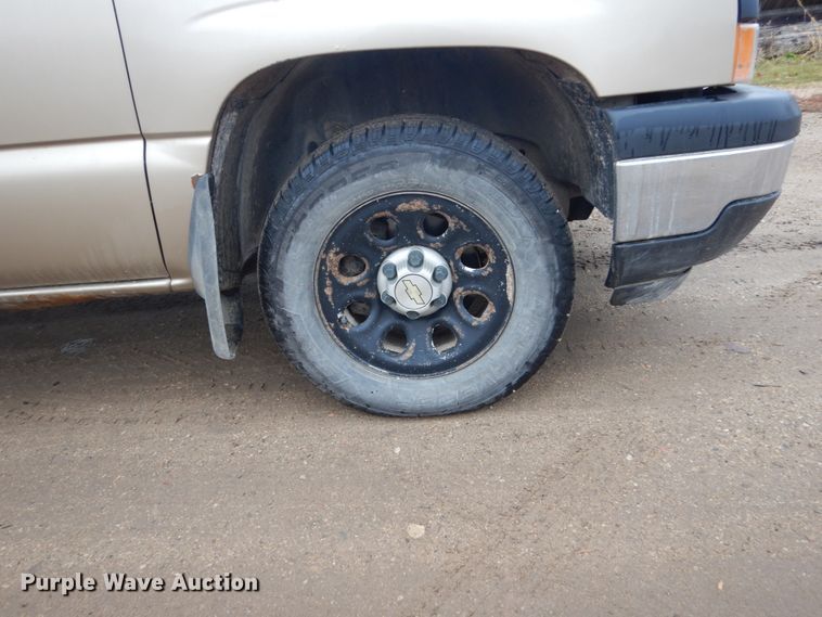 image for item EC9227 2006 Chevrolet Silverado 1500 pickup truck