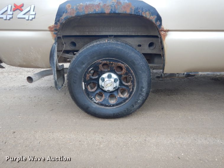 image for item EC9227 2006 Chevrolet Silverado 1500 pickup truck