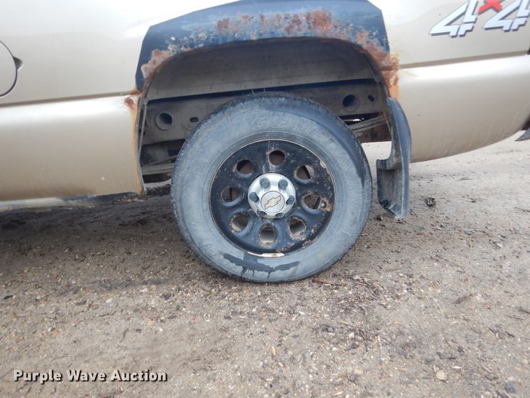 image for item EC9227 2006 Chevrolet Silverado 1500 pickup truck