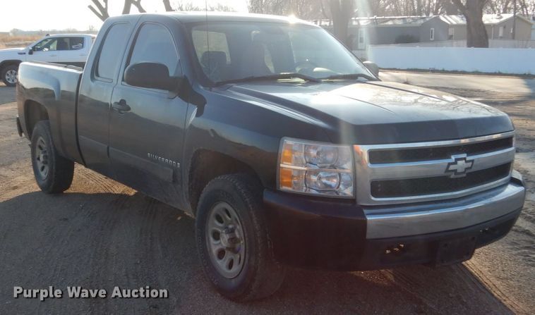 image for item EC9237 2008 Chevrolet Silverado 1500 Ext. Cab pickup truck
