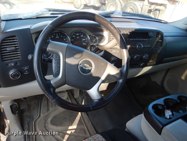 image for item EC9237 2008 Chevrolet Silverado 1500 Ext. Cab pickup truck