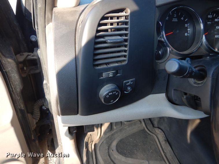 image for item EC9237 2008 Chevrolet Silverado 1500 Ext. Cab pickup truck