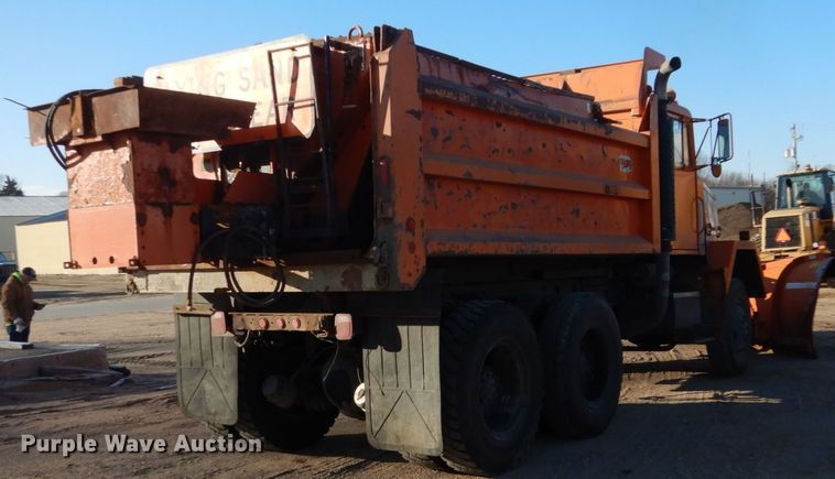image for item EC9238 1979 Am General M918 dump truck