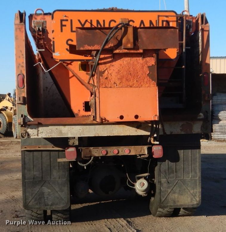 image for item EC9238 1979 Am General M918 dump truck