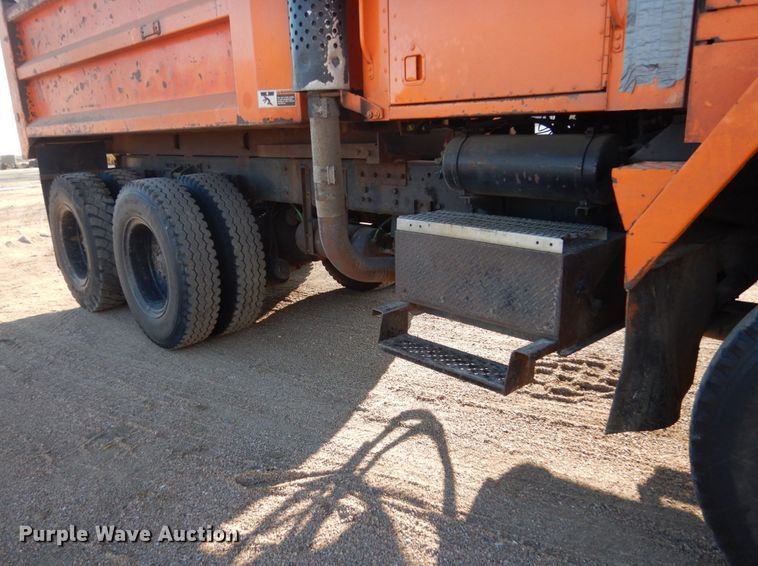image for item EC9238 1979 Am General M918 dump truck