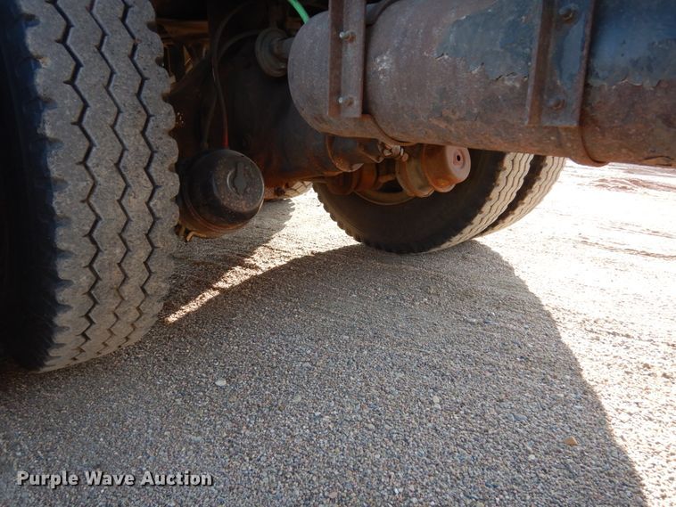 image for item EC9238 1979 Am General M918 dump truck