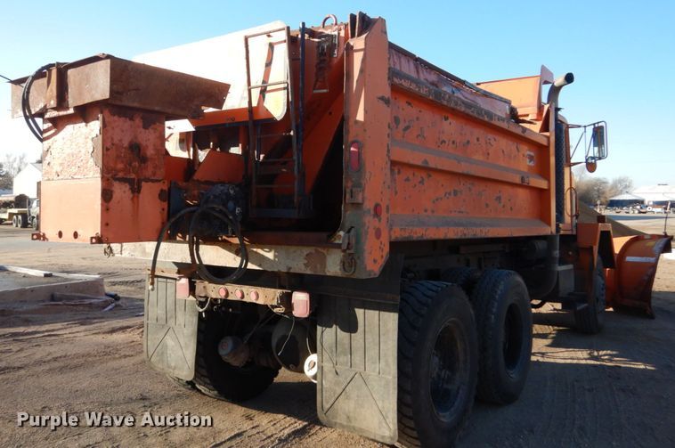 image for item EC9238 1979 Am General M918 dump truck