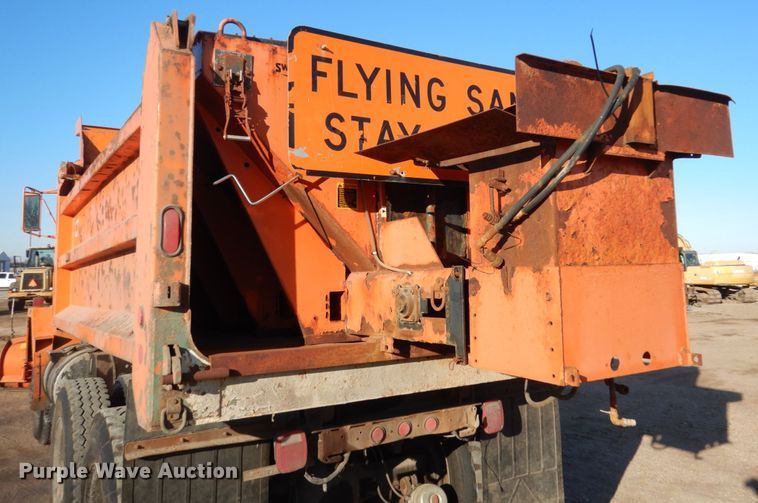 image for item EC9238 1979 Am General M918 dump truck