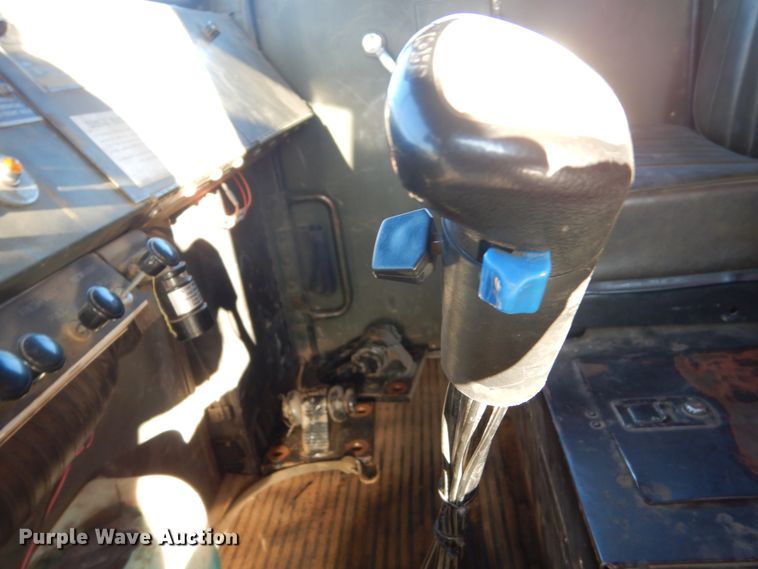 image for item EC9238 1979 Am General M918 dump truck