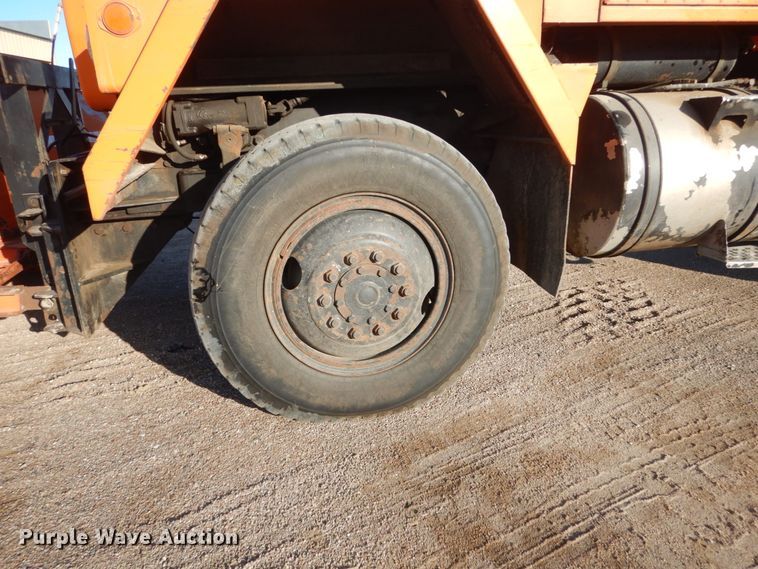 image for item EC9238 1979 Am General M918 dump truck