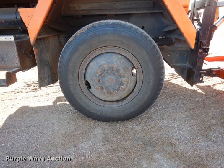 image for item EC9238 1979 Am General M918 dump truck