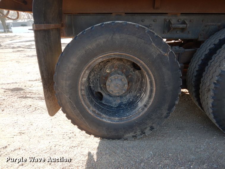 image for item EC9238 1979 Am General M918 dump truck