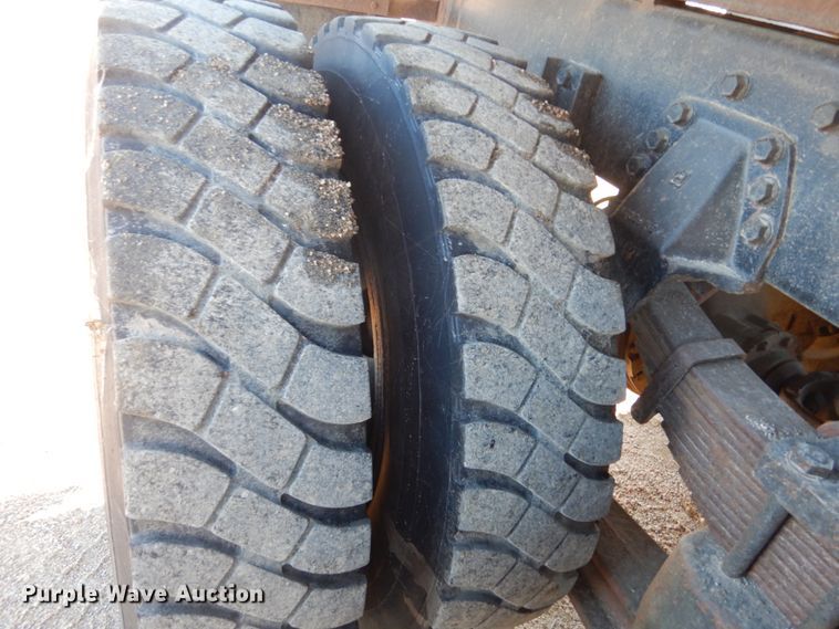 image for item EC9238 1979 Am General M918 dump truck