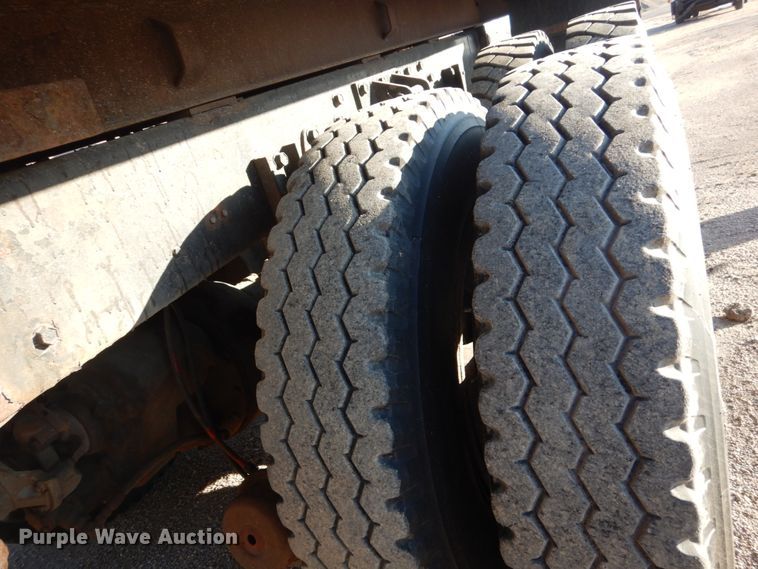 image for item EC9238 1979 Am General M918 dump truck