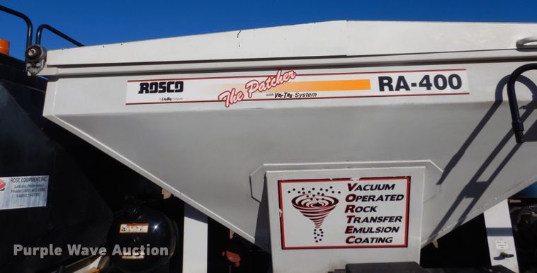 image for item EC9239 2010 UD 3300 truck with Rosco RA-400 patcher