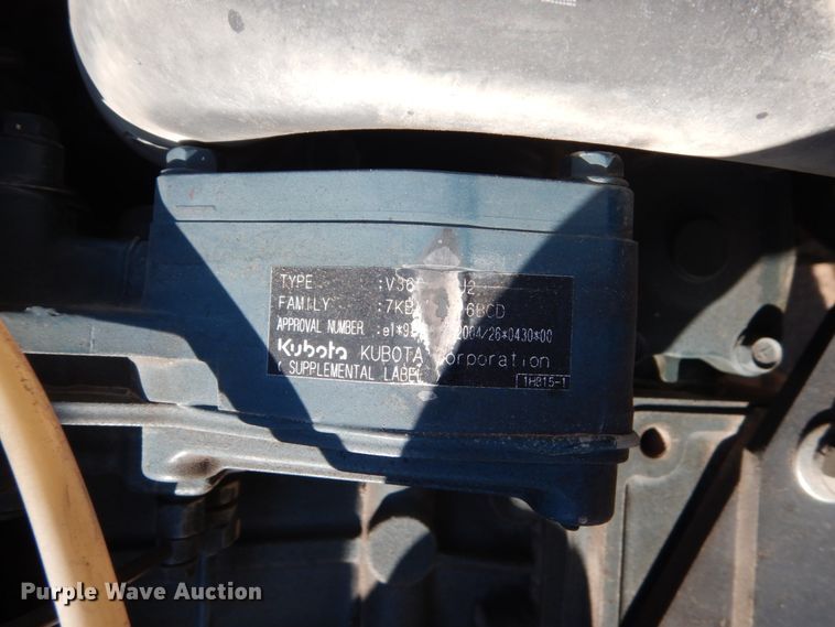 image for item EC9239 2010 UD 3300 truck with Rosco RA-400 patcher