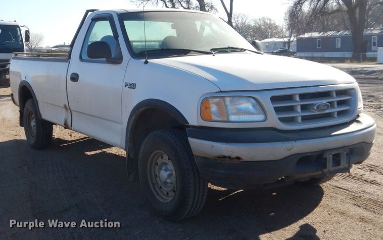 image for item EC9240 1999 Ford F150 pickup truck