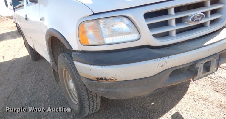 image for item EC9240 1999 Ford F150 pickup truck