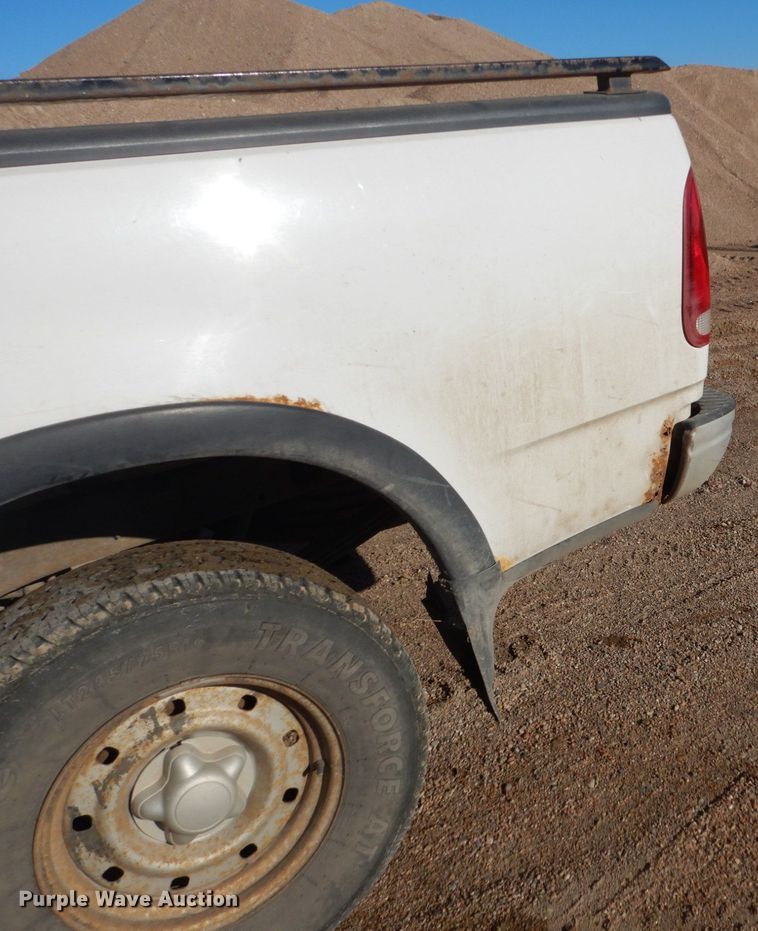 image for item EC9240 1999 Ford F150 pickup truck