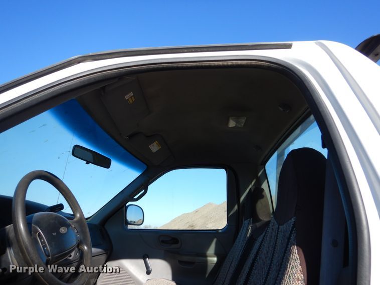 image for item EC9240 1999 Ford F150 pickup truck