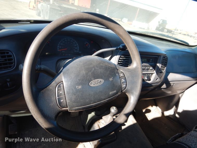 image for item EC9240 1999 Ford F150 pickup truck