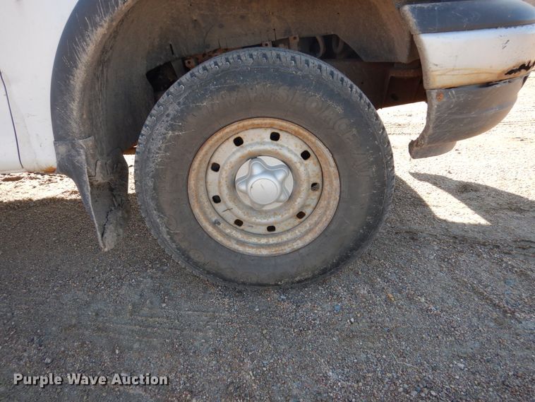 image for item EC9240 1999 Ford F150 pickup truck