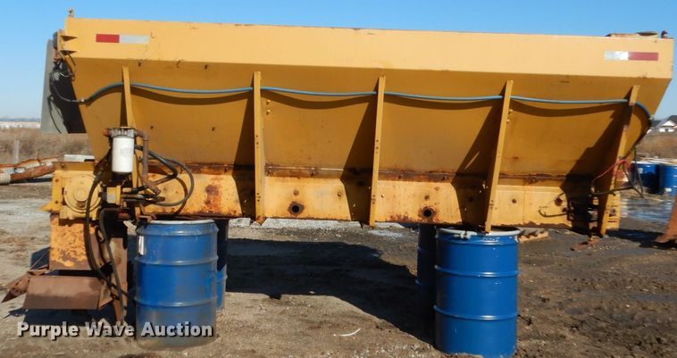 image for item EC9242 Henderson FSHM12 spreader