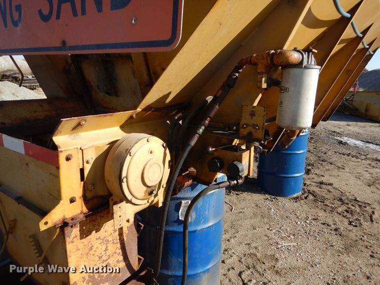 image for item EC9242 Henderson FSHM12 spreader