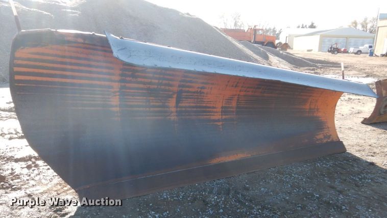 image for item EC9243 Bonnell 486-605 snow plow