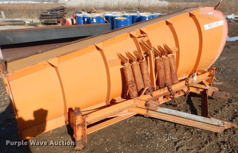 image for item EC9243 Bonnell 486-605 snow plow