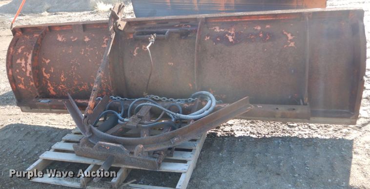 image for item EC9244 Snow plow