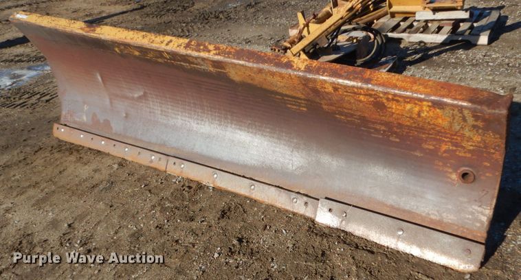 image for item EC9245 Henderson snow wing