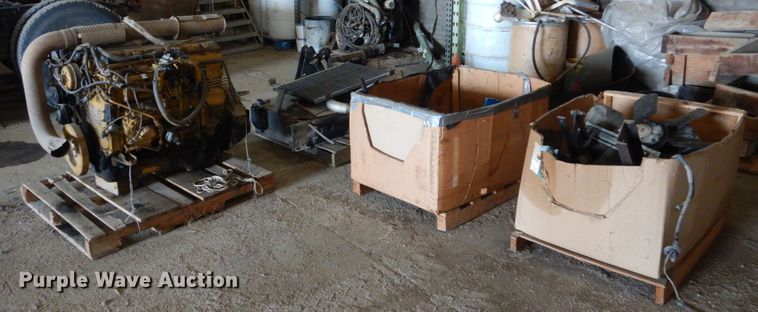 image for item EC9249 Caterpillar 3116 engine and parts